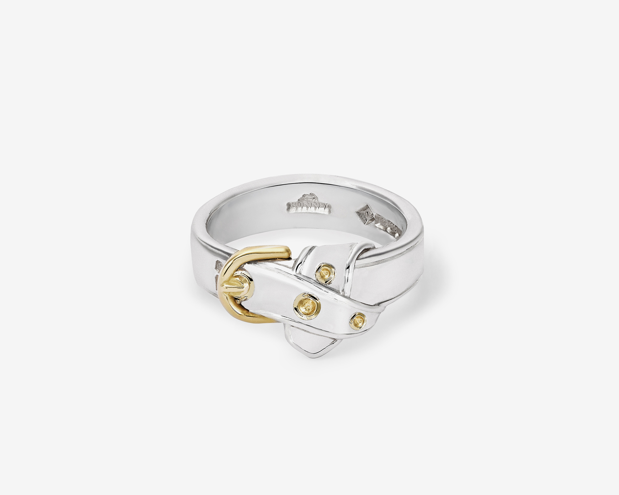 Belt clearance buckle ring